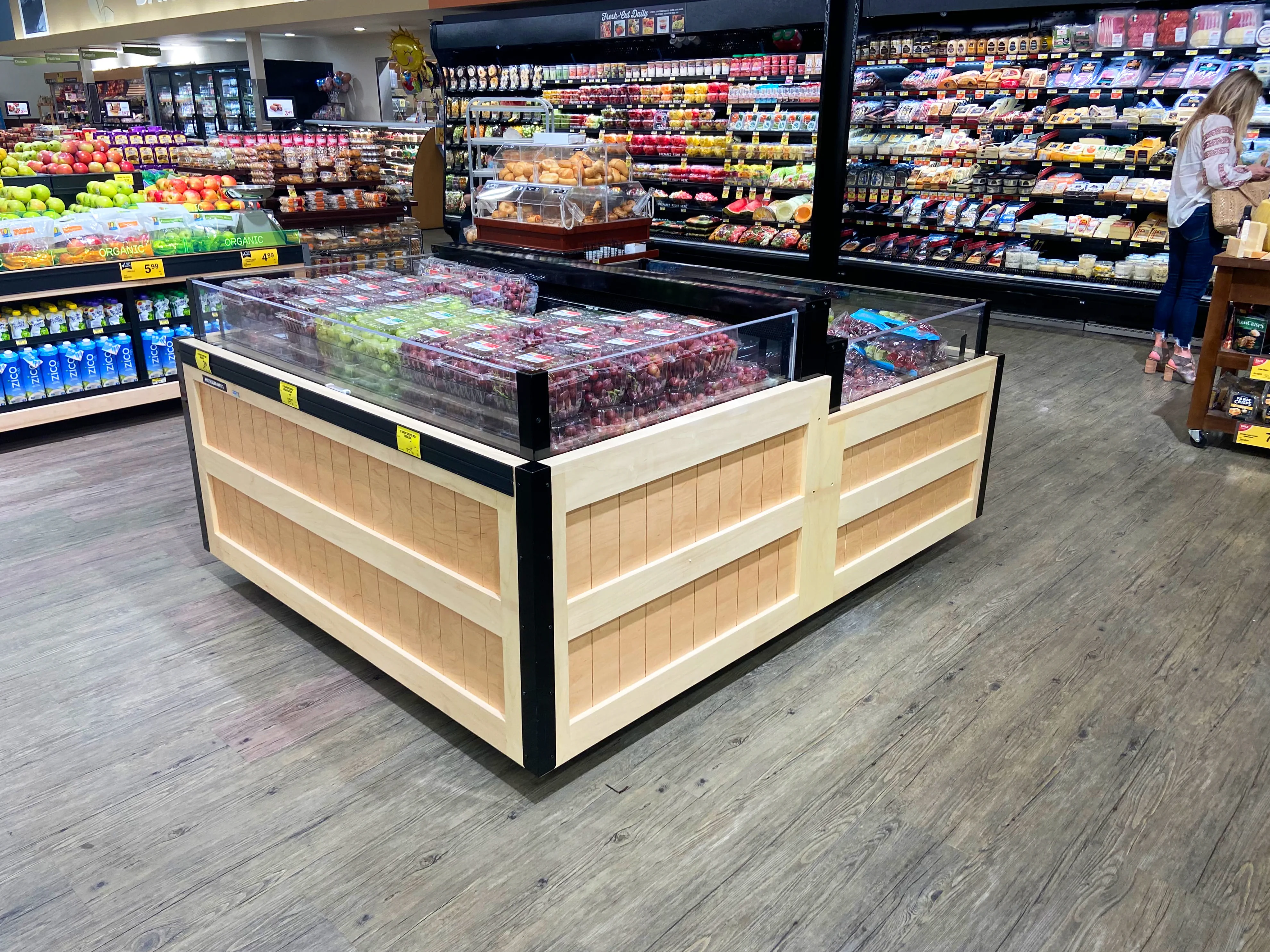 ISMGG2DAA in store grapes